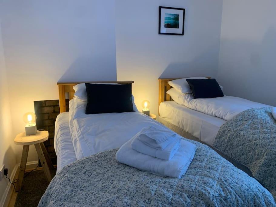 Mountain Views In The Heart Of Brecon Town Vila Exterior foto