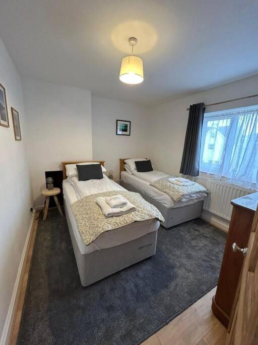 Mountain Views In The Heart Of Brecon Town Vila Exterior foto