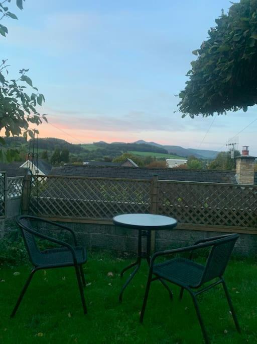 Mountain Views In The Heart Of Brecon Town Vila Exterior foto
